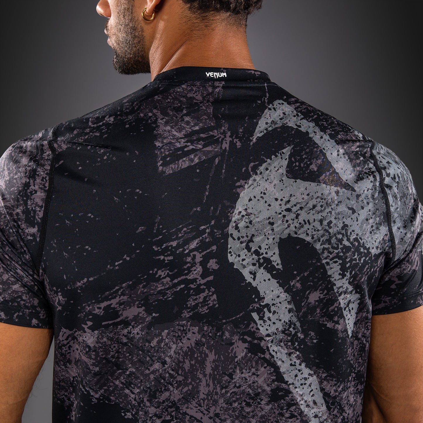 Venum Rage & Workout ドライテックTシャツ - ブラック/グレー