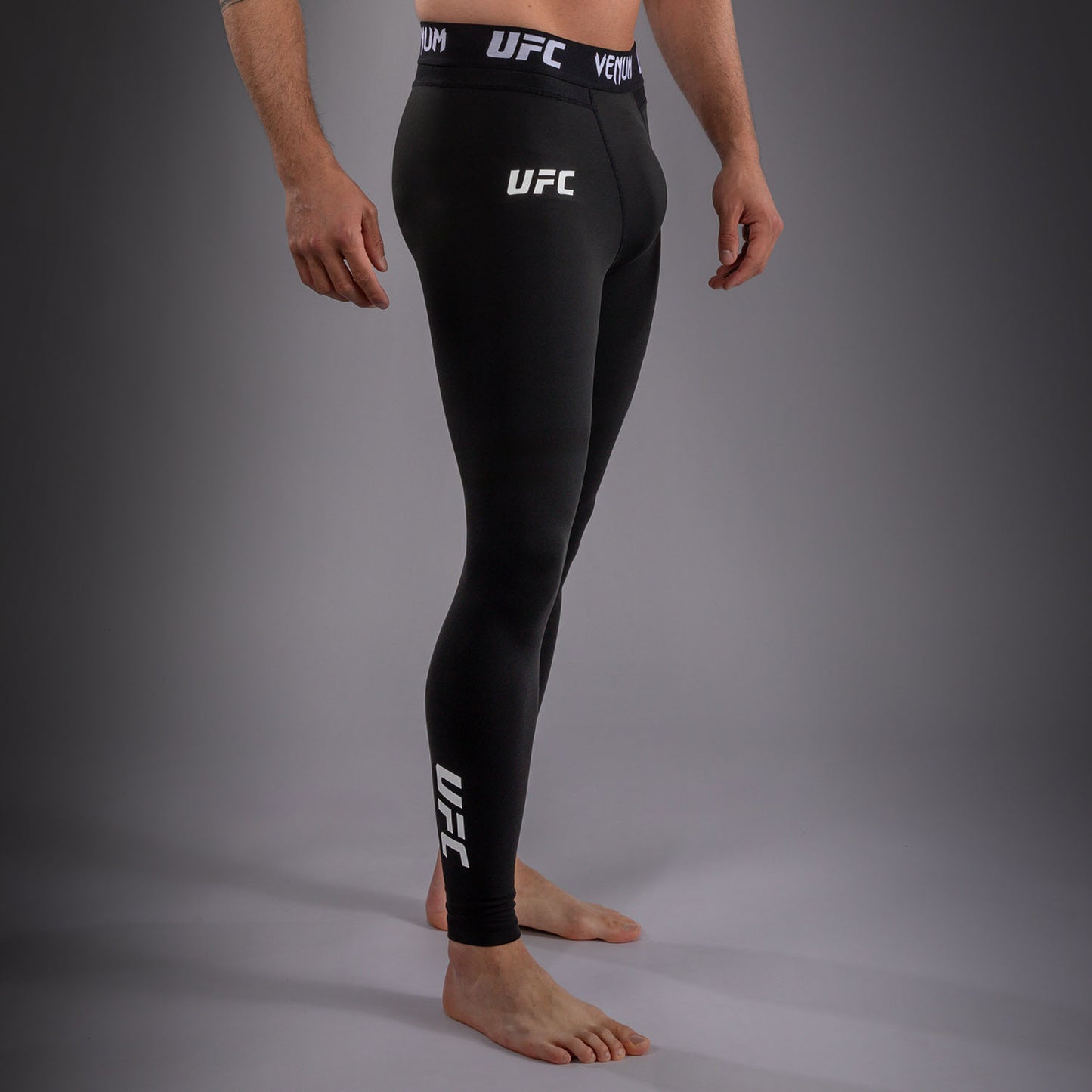 Venum UFC Unity by Venum Authentic Fight Week メンズ テクニカル コンプレッションタイツ - ブラック