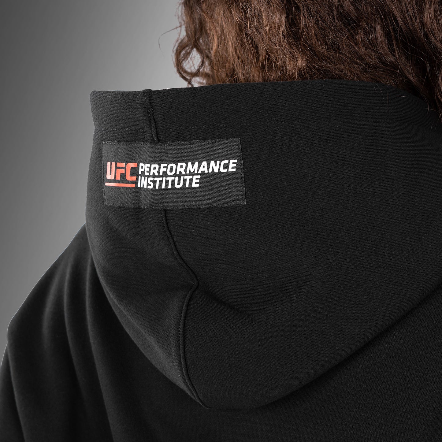 UFC Venum Performance Institute 2.0 ウィメンズ・フーディ - ブラック／レッド