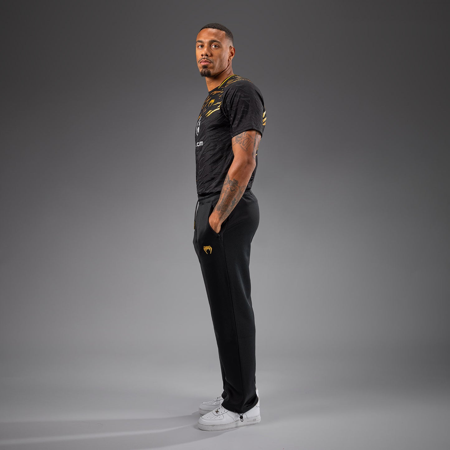 UFC Fusion by Venum Authentic Fight Night ストレートレッグパンツ（男性用） - チャンピオン