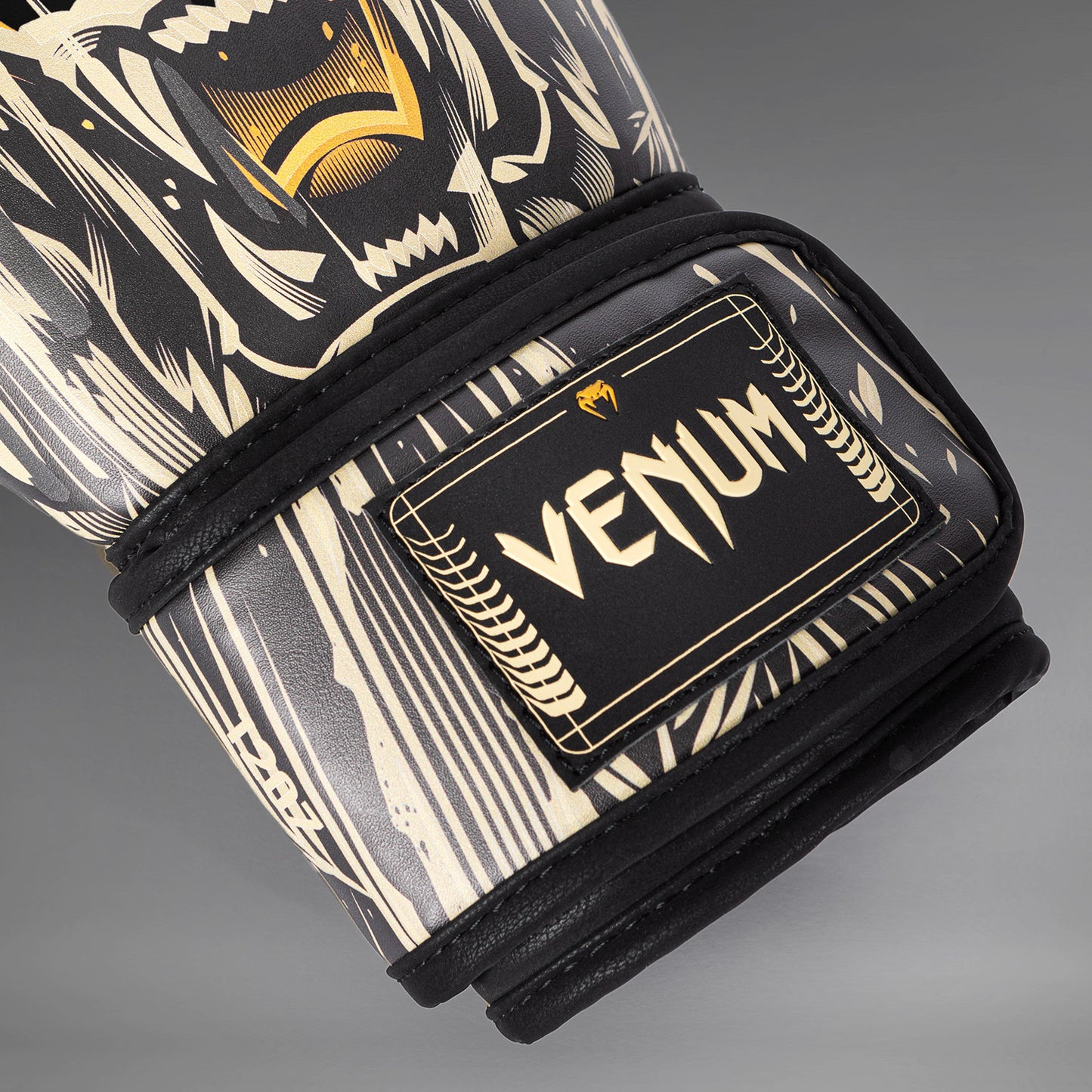 Venum Tiger ボクシンググローブ - ブラック/ネオンオレンジ