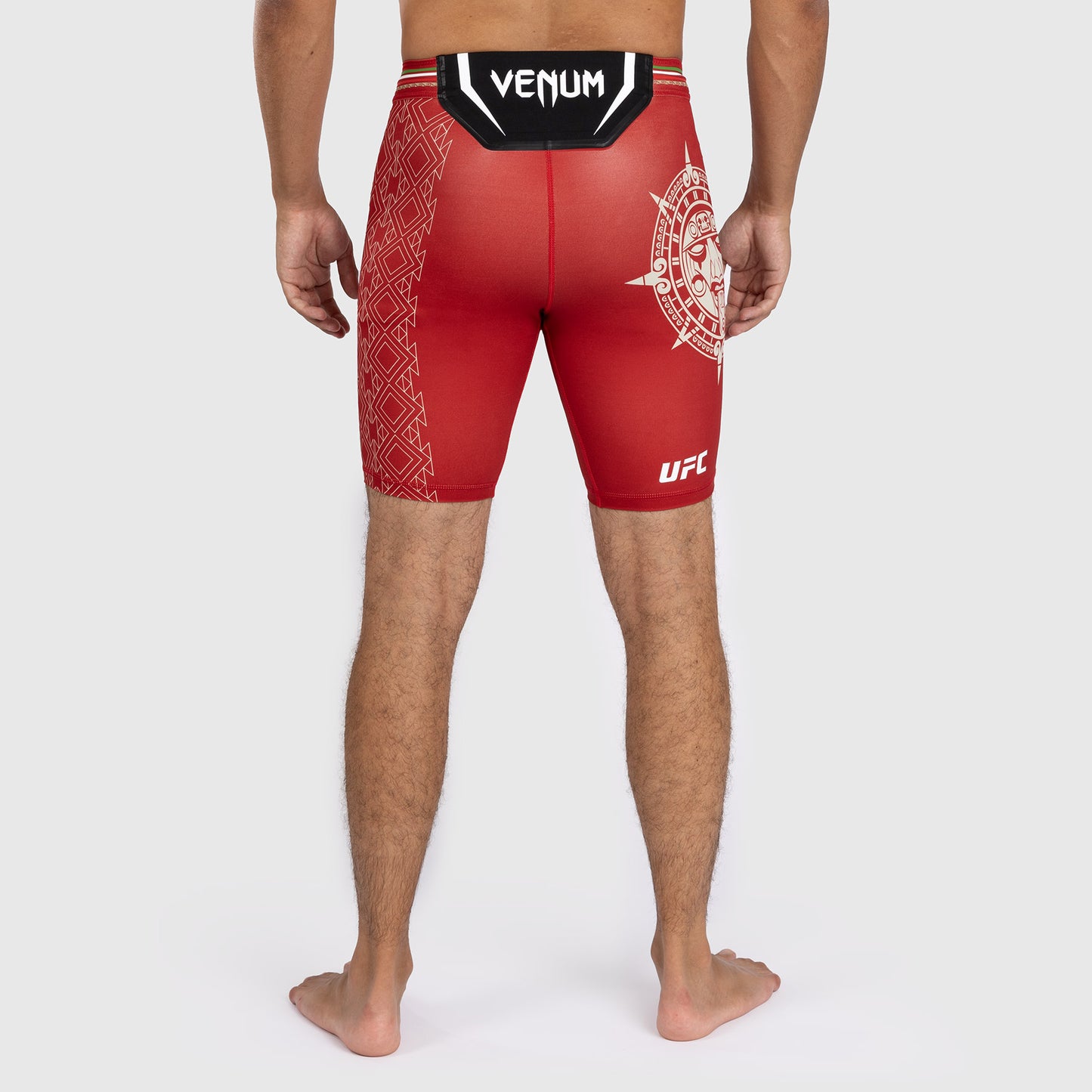 Noche UFC by Venum Authentic Fight Night メンズ ヴァーリトゥード ショートパンツ - レッド