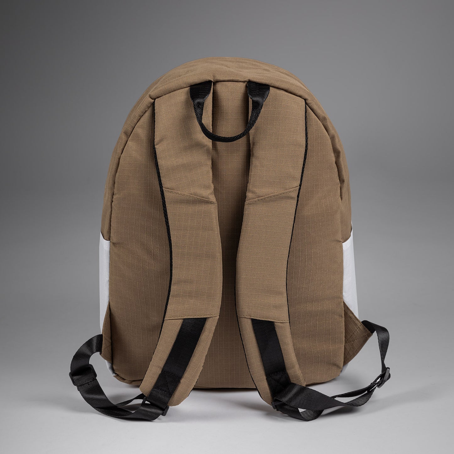 Venum Evo 2 軽量バックパック - デューン