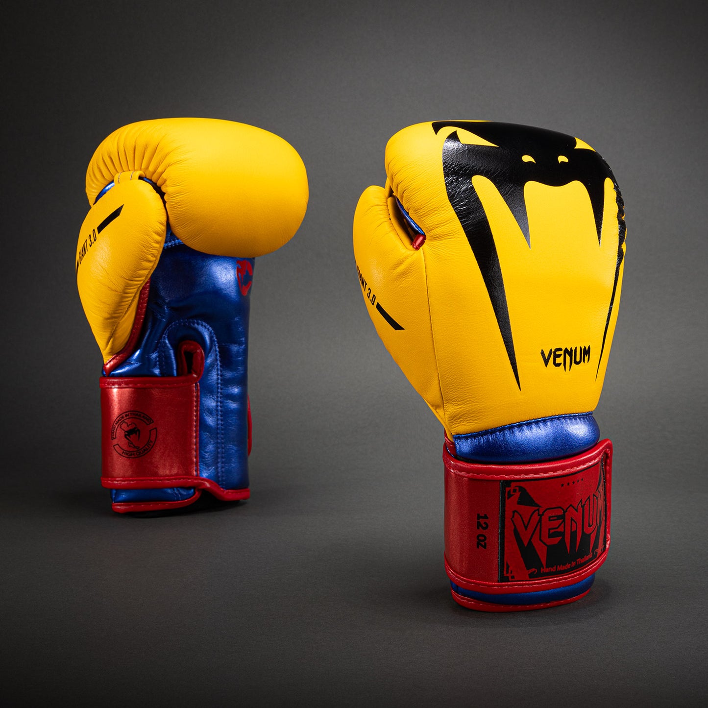 Venum Giant 3.0 ボクシンググローブ - イエロー/ブルー/レッド