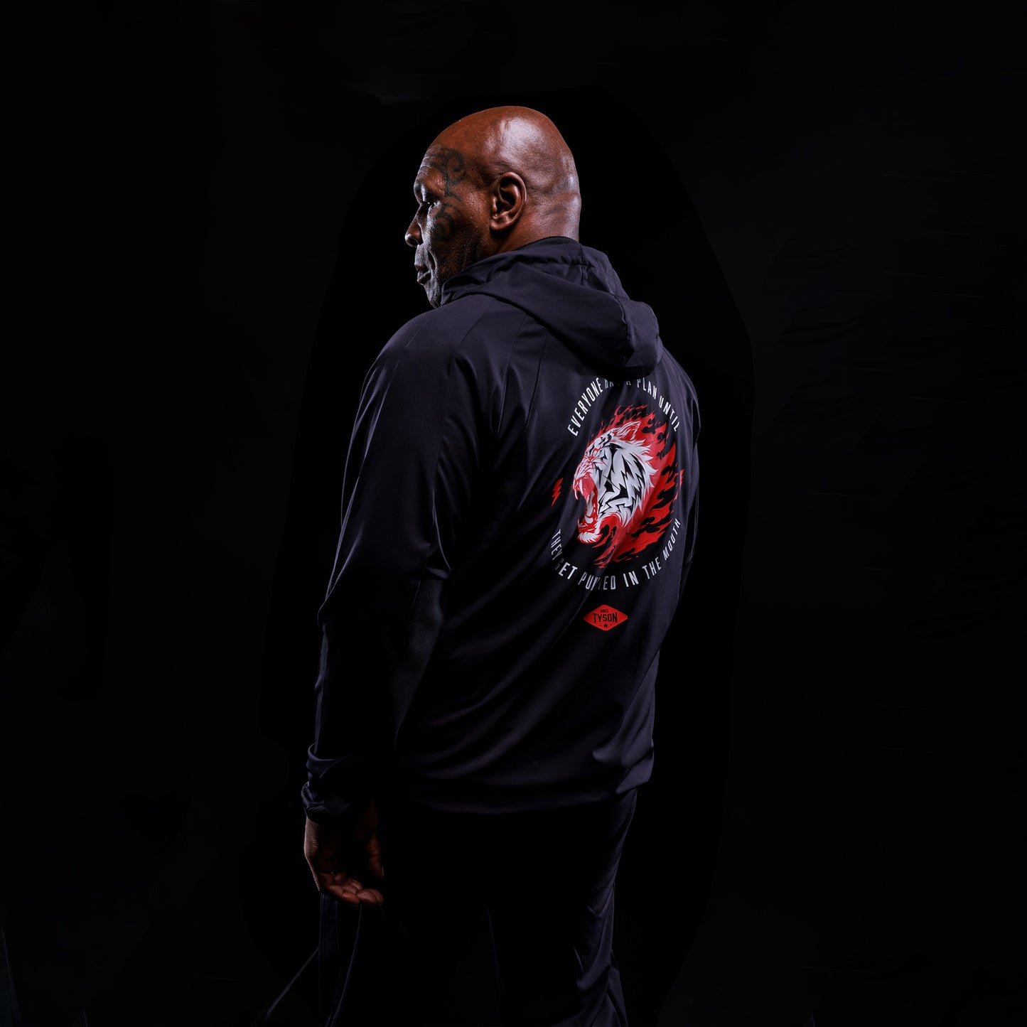 Venum x Mike Tyson Tiger トラックジャケット - ディープディープブラック/インテンスレッド