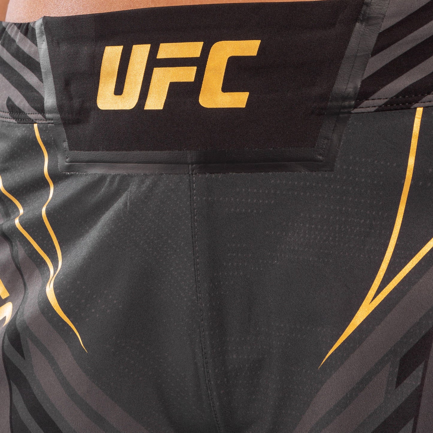UFC VENUM本物のファイトナイトウィメンズショート-ショートフィット - チャンピオン