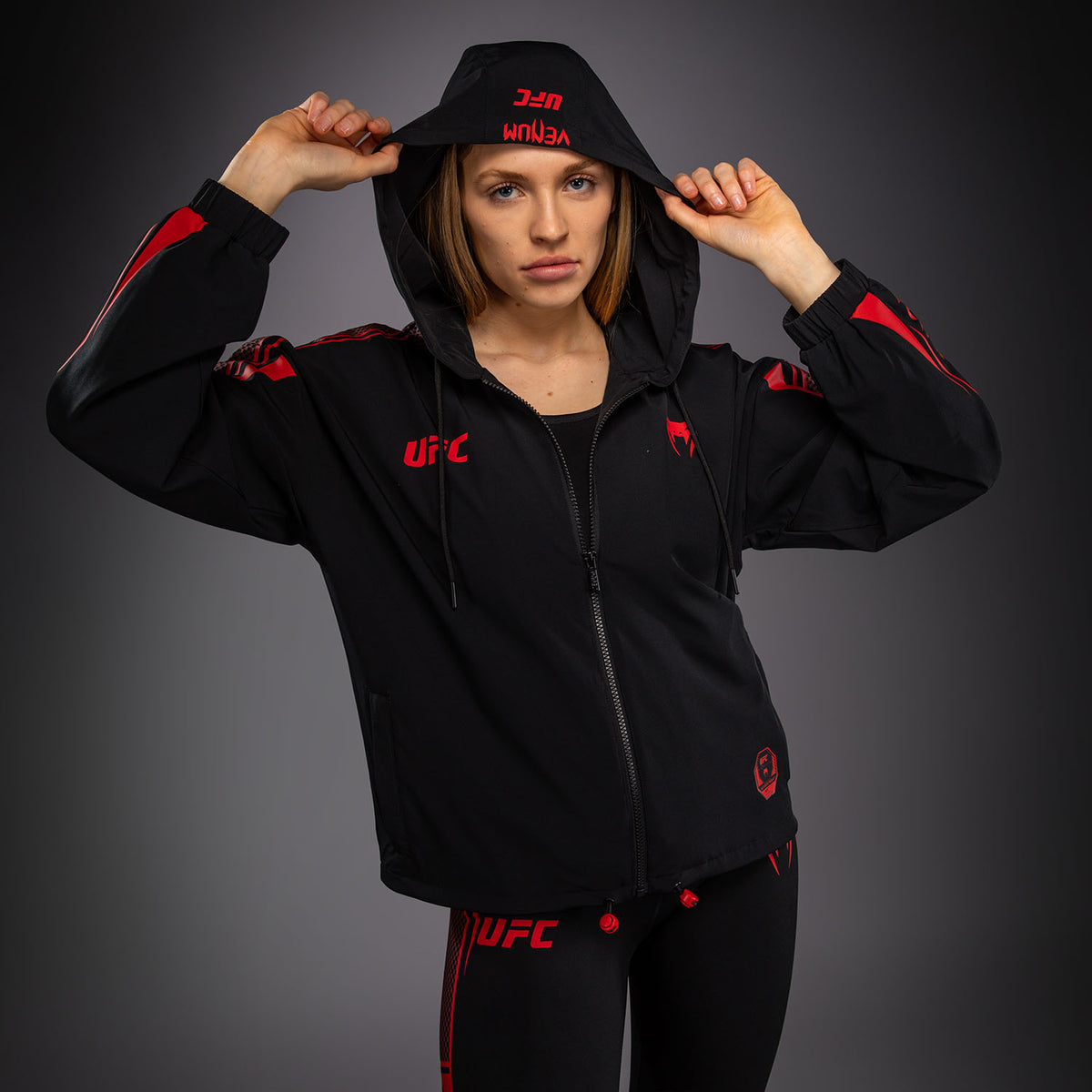 Venum UFC Unity by Venum Authentic Fight Week ウィメンズ ジップフーディー - ブラック