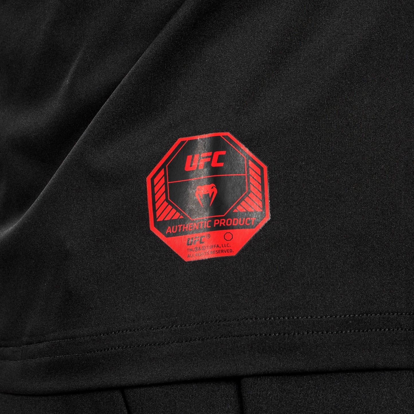 UFC Adrenaline by Venum Fight Week メンズ・ドライテックTシャツ - ブラック