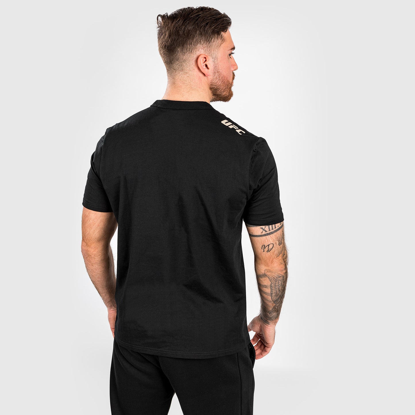 UFC Adrenaline by Venum Fight Week メンズ半袖Tシャツ - ブラック