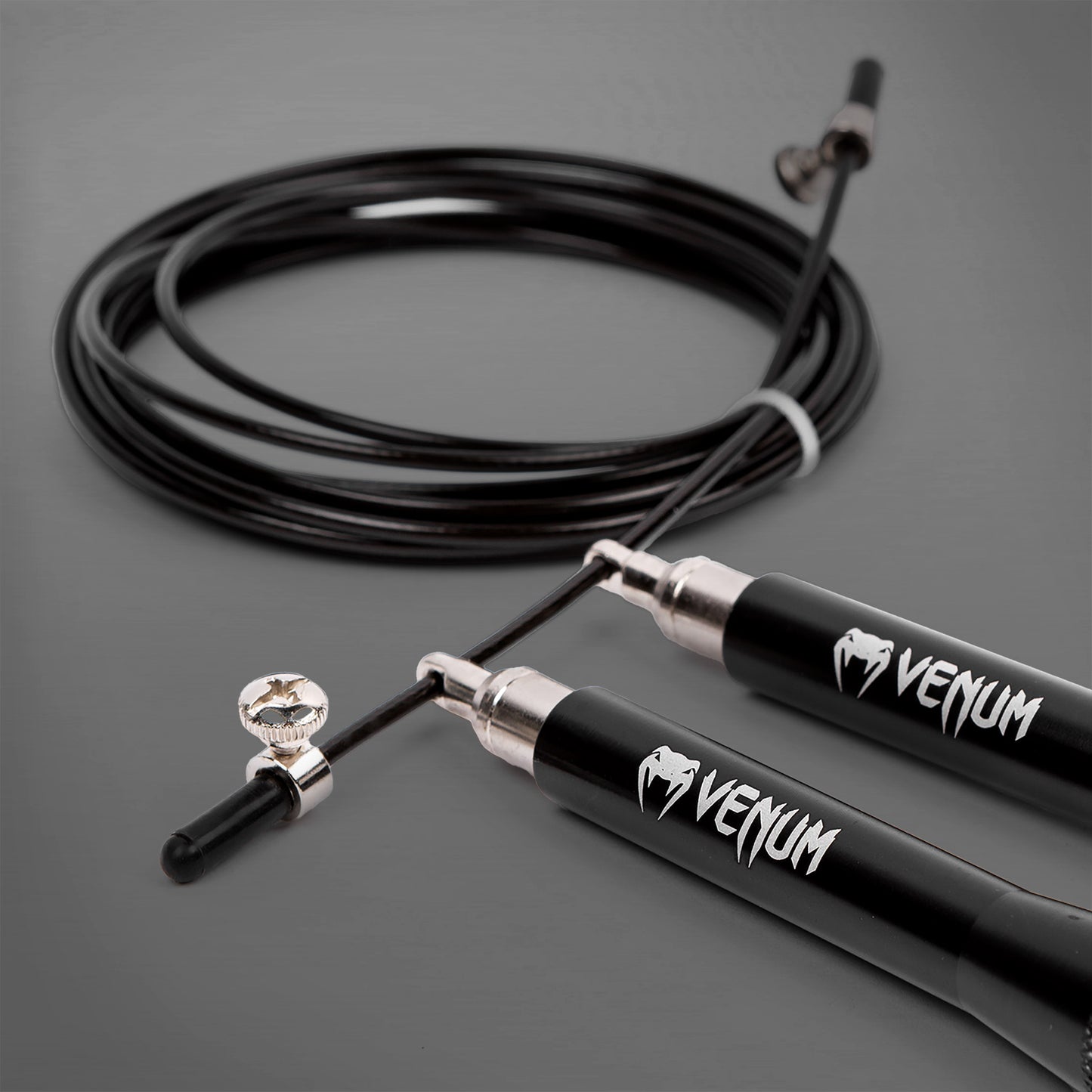 Venum Thunder Evo なわとび – カーキ