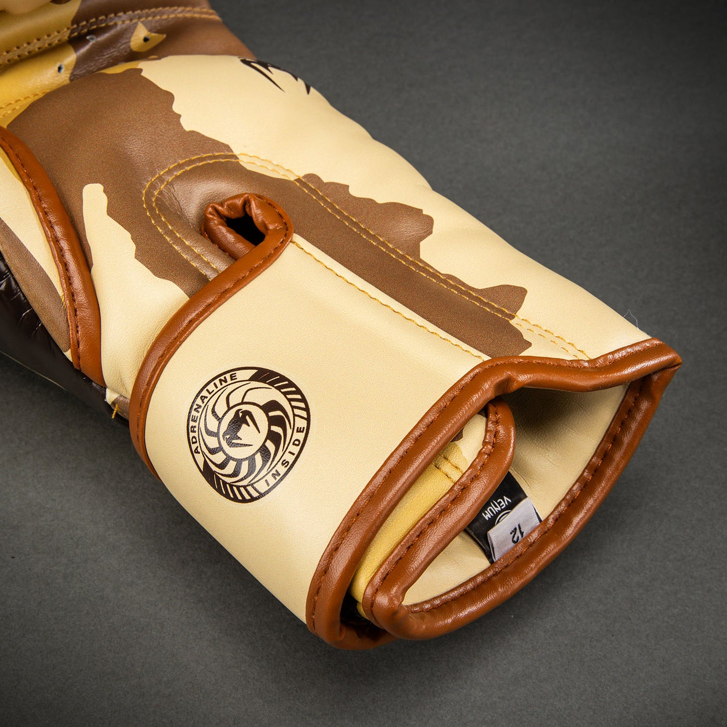 Venum Elite カモ ボクシンググローブ - ライトベージュ/ブラウン