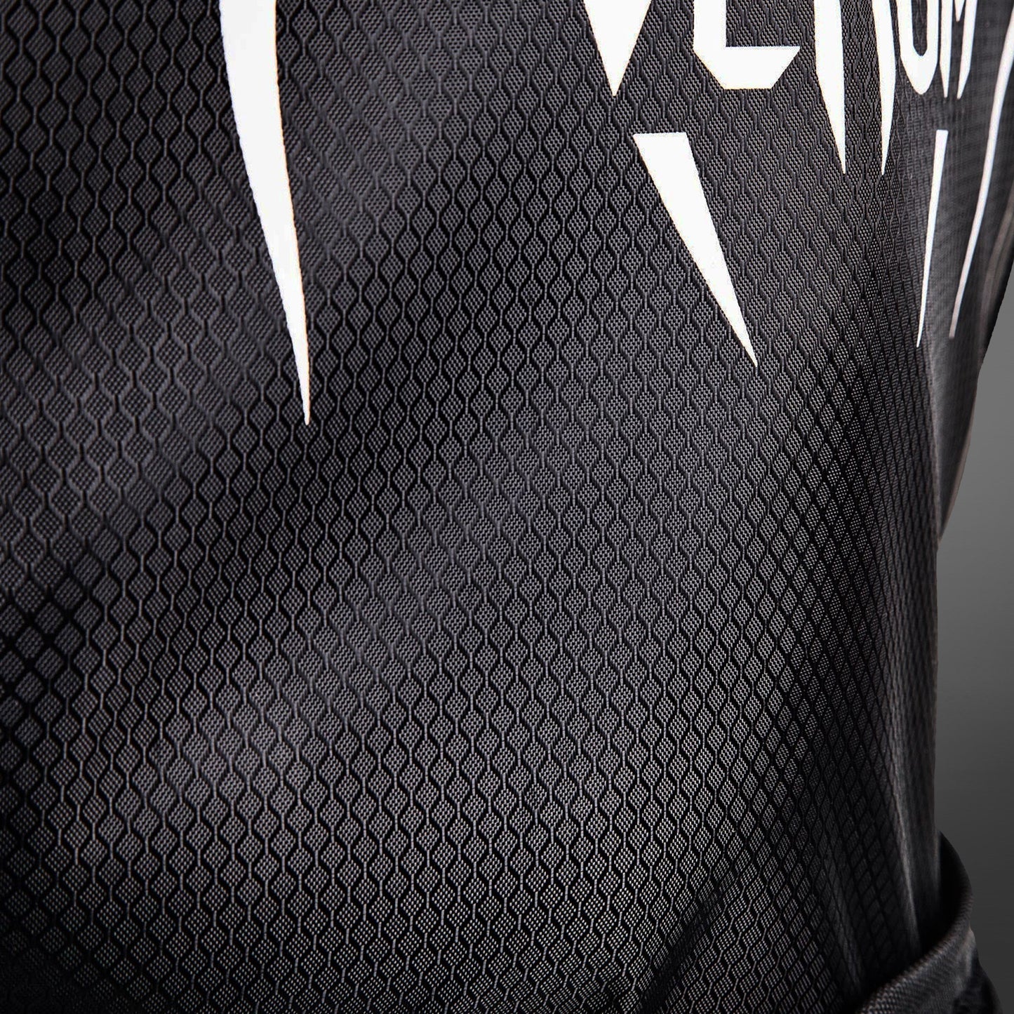 Venum Elite ウェイトベスト：ブラック／ホワイト