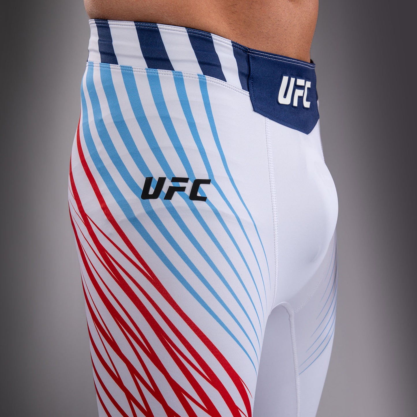 UFC Freedom 250 by Venum メンズ Custom Authentic Fight Night ヴァーリトゥード ショーツ - ホワイト