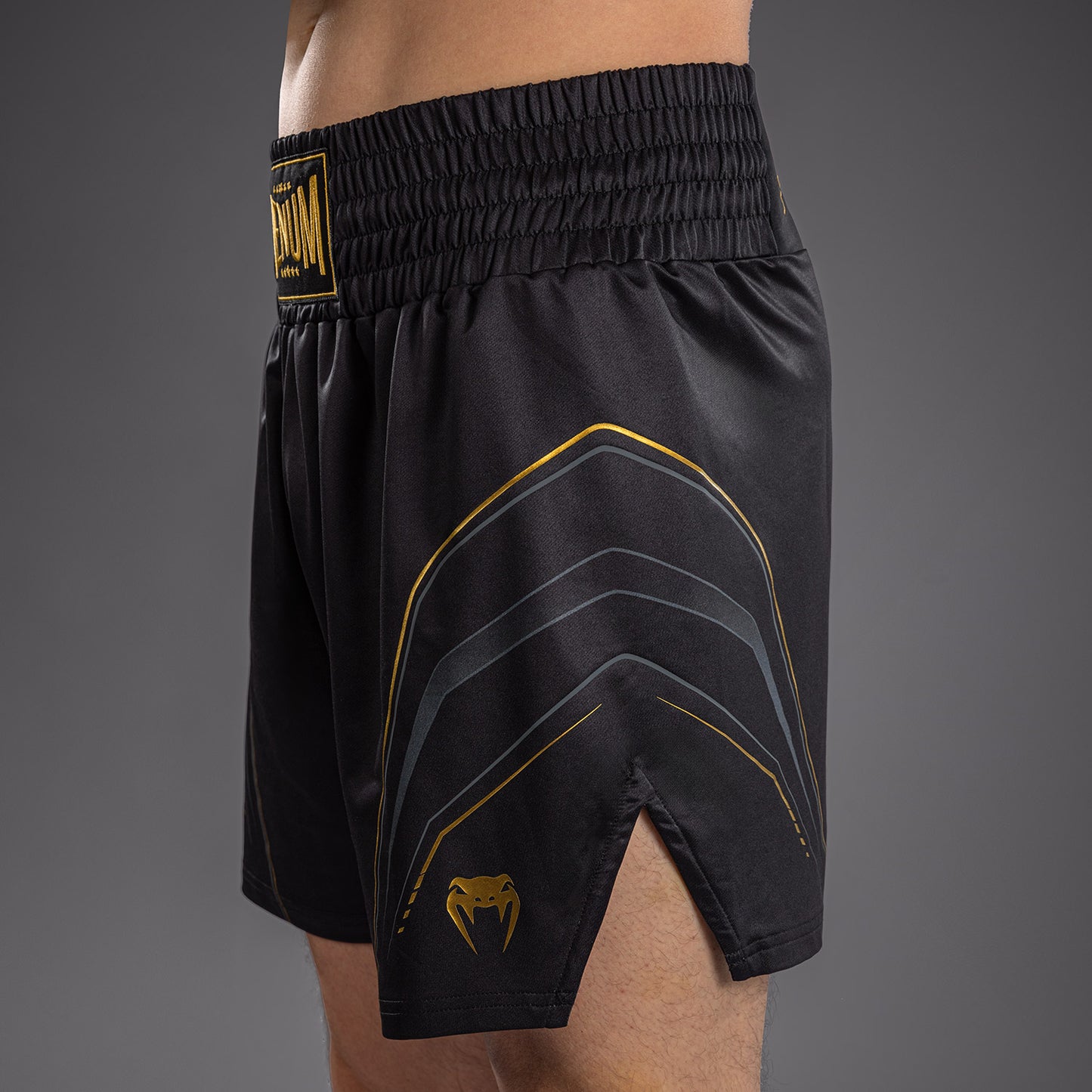 Venum Streamline ボクシングショーツ – ブラック/ゴールド