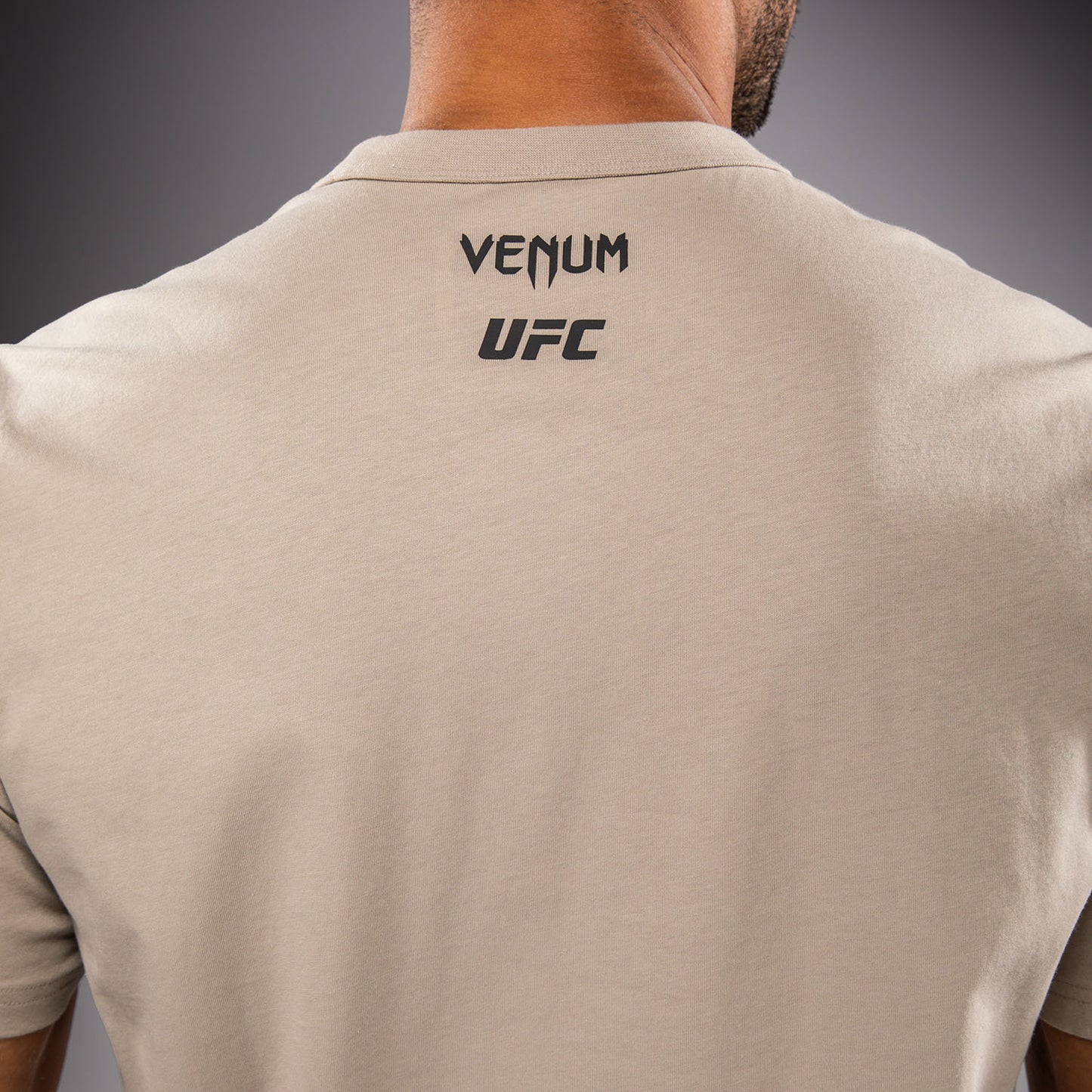 Venum UFC Unity by Venum Authentic Fight Week メンズ 半袖Tシャツ - サンド