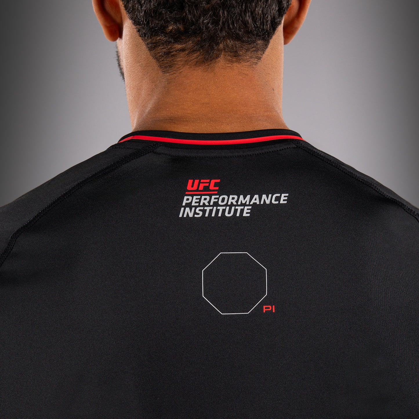 Venum UFC PI 3.0 ドライテックTシャツ – ブラック