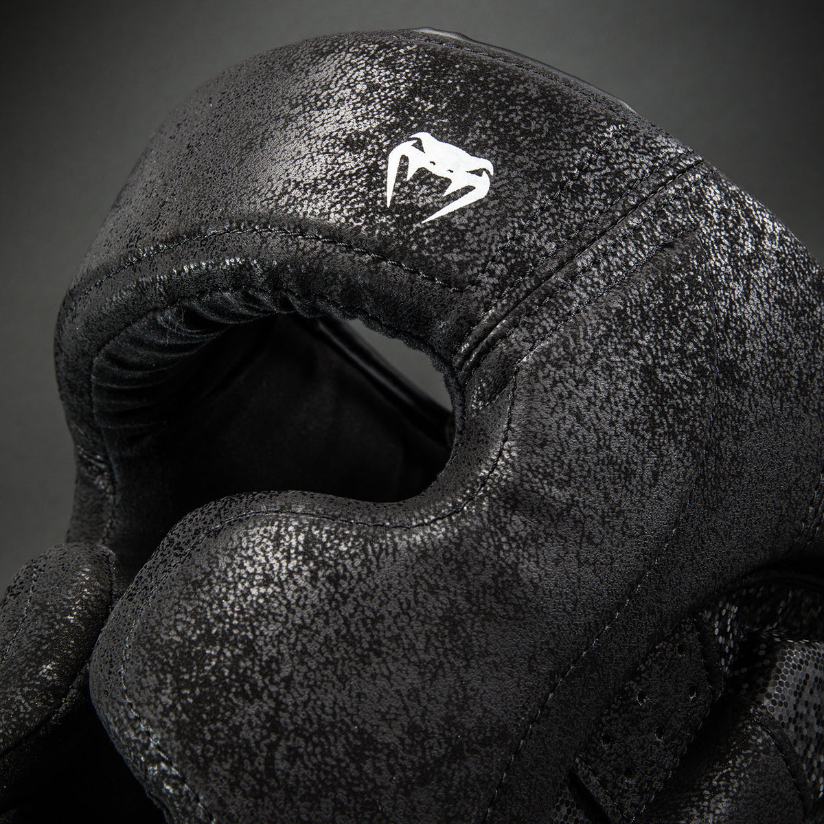 Venum Stone 2.0 ヘッドギア – ブラック
