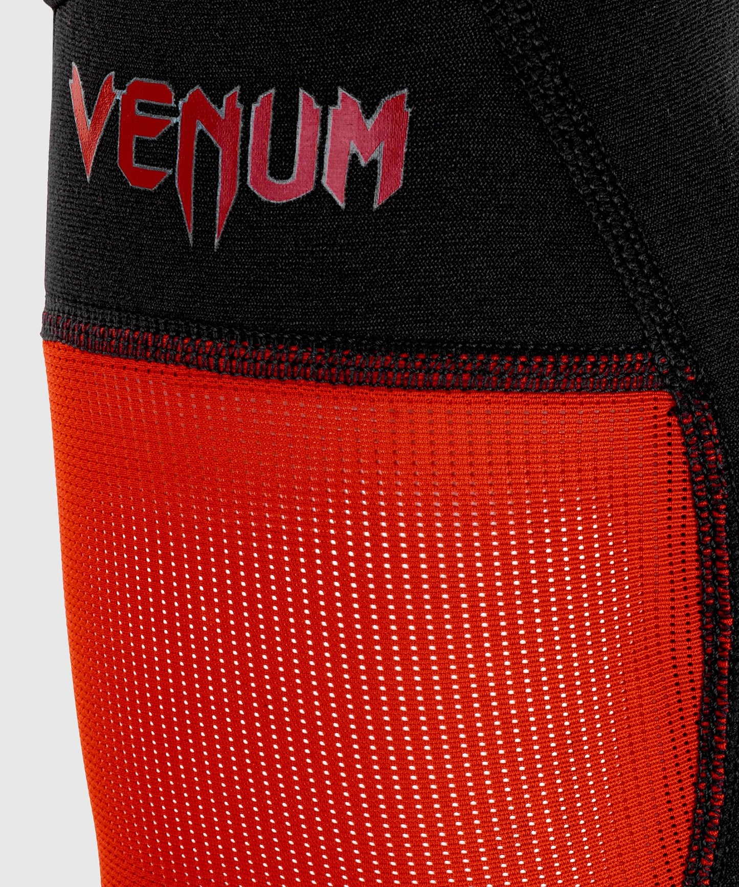 Venum Kontact Evo シンガード - ブラック/レッド