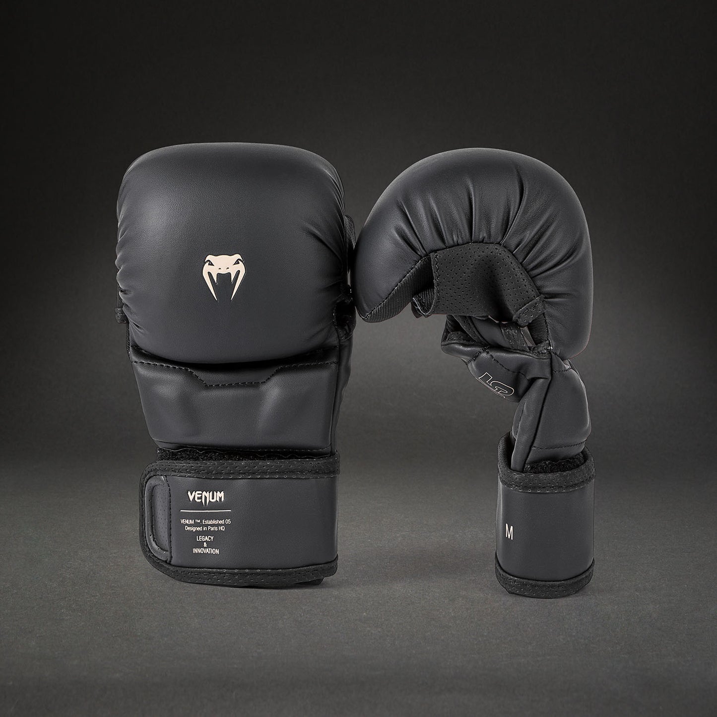 Venum Impact Evo MMAスパーリンググローブ - ブラック