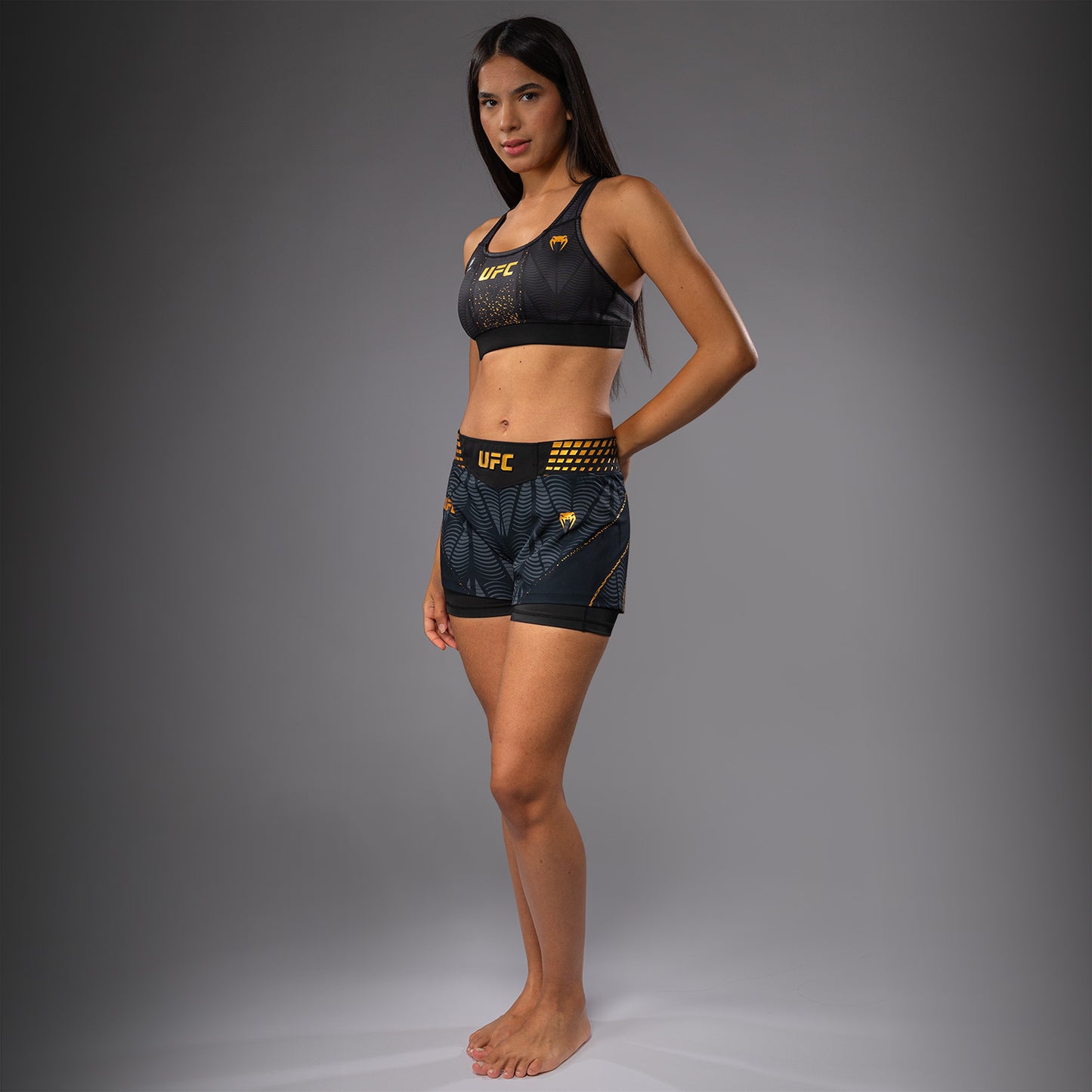 UFC Zenith by Venum Authentic Fight Night ショートフィットファイトショーツ レディース - チャンピオン