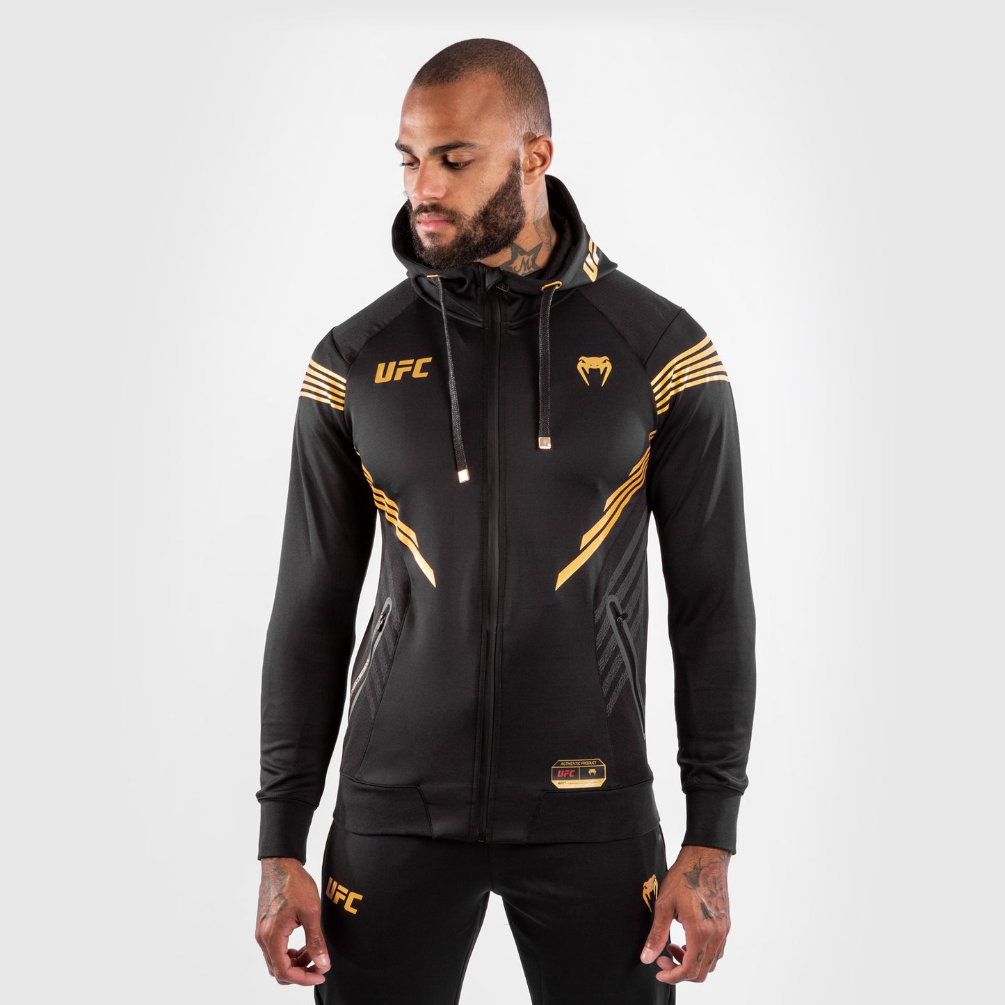 Venum UFC Authentic Fight Night メンズ Walkout フーディー – Champion
