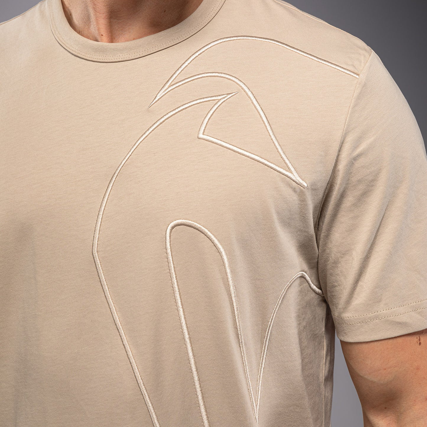Venum Giant 3D Tシャツ – ライトベージュ