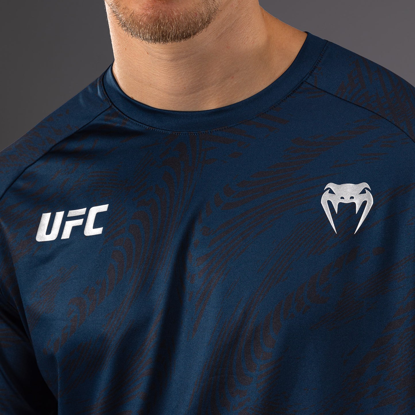 UFC Fusion by Venum Fight Week ドライテックTシャツ（男性用） - オーシャニックブルー