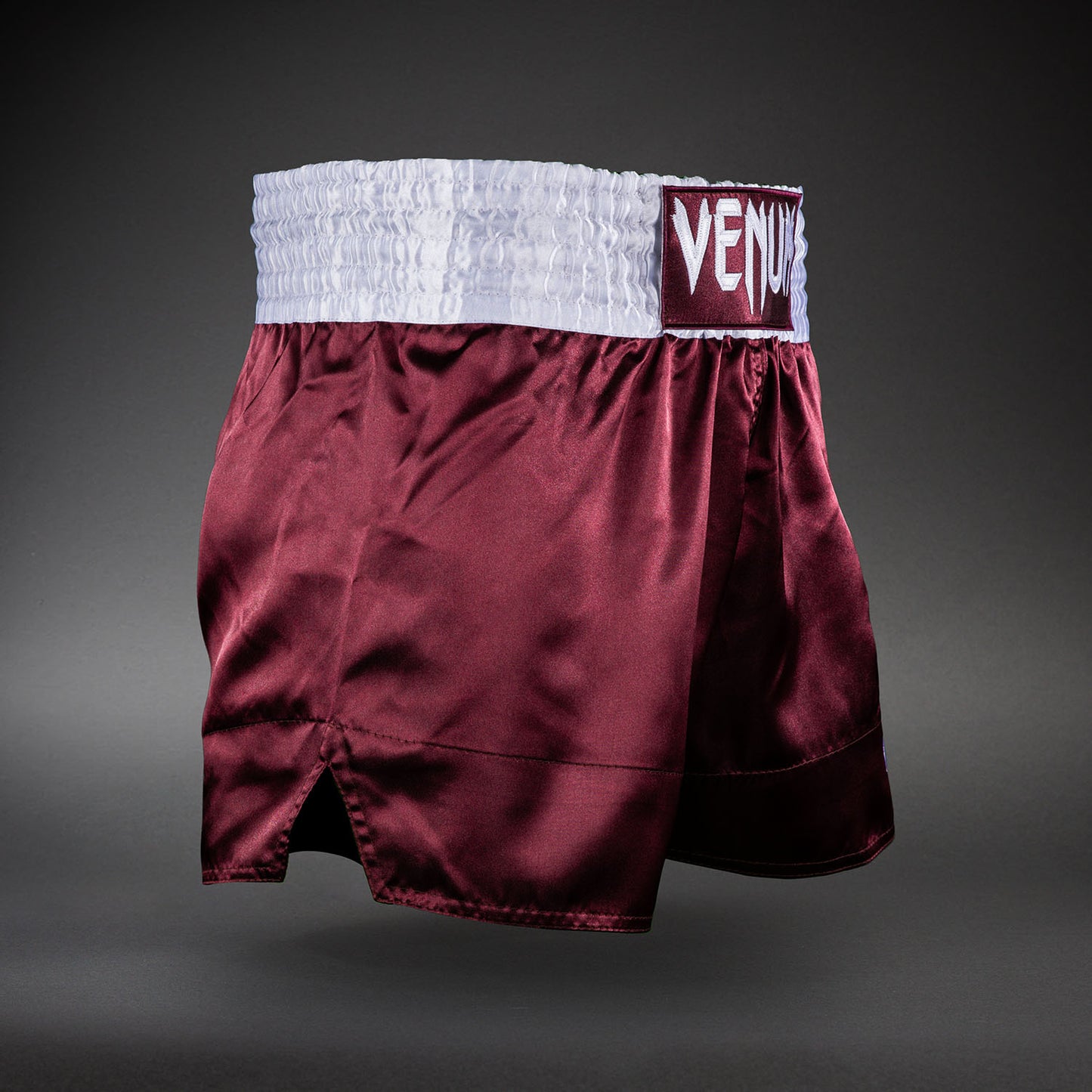 Venum Classic ムエタイショーツ – バーガンディ