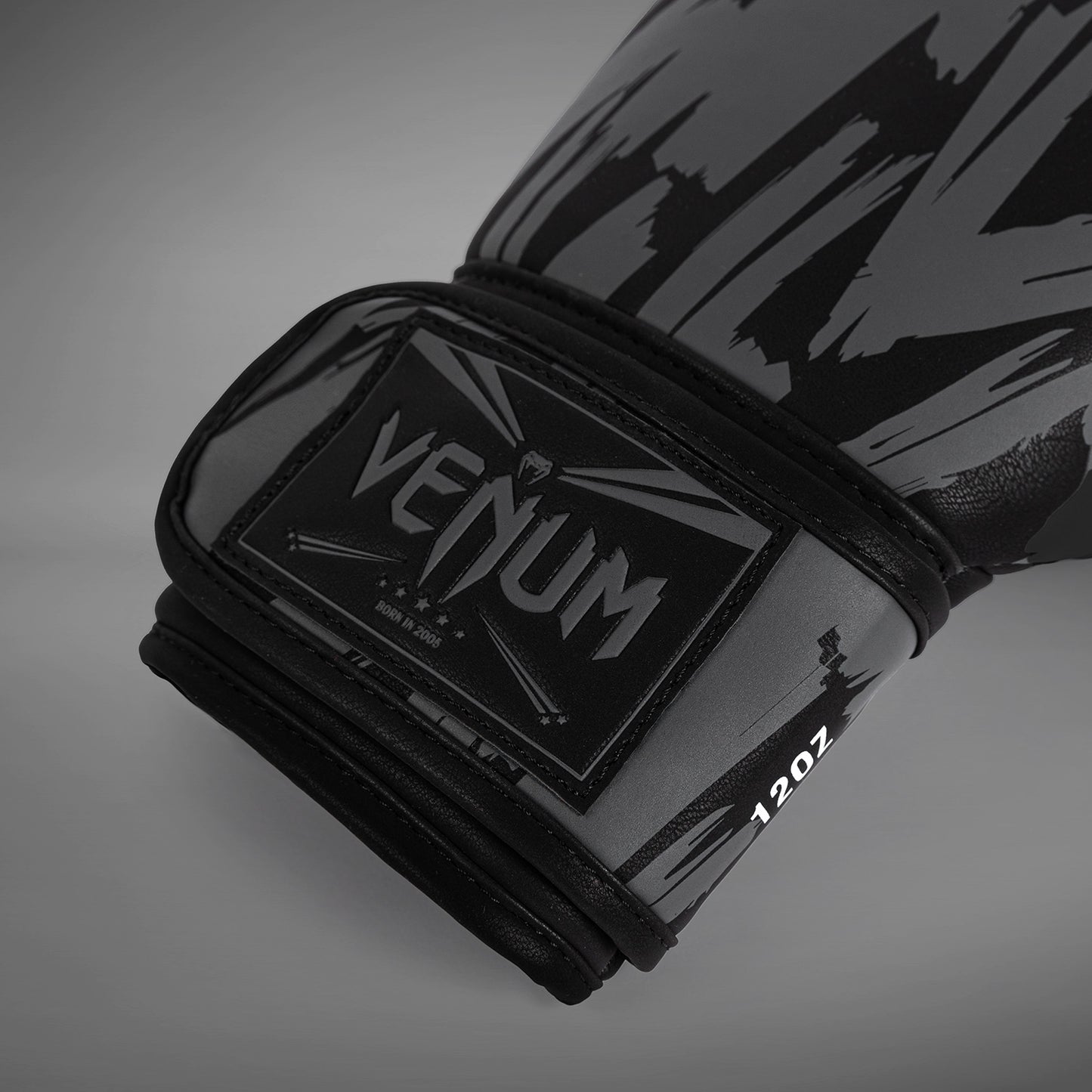Venum Graffiti ボクシンググローブ - アーバンチャコール