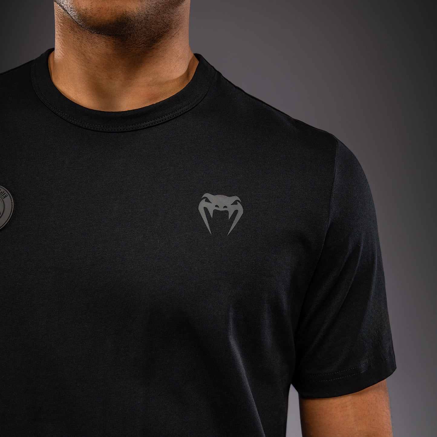 Venum x Roger Gracie Academy Tシャツ - ブラック
