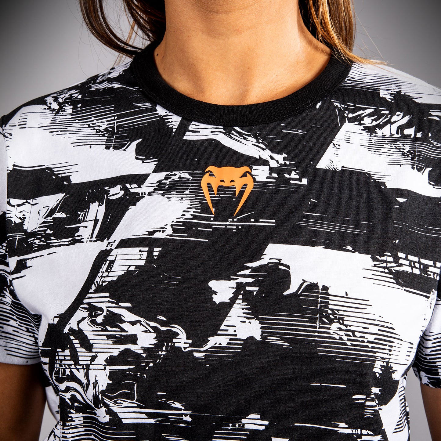 UFC Zenith by Venum Authentic Fight Week 半袖Tシャツ レディース - ホワイト