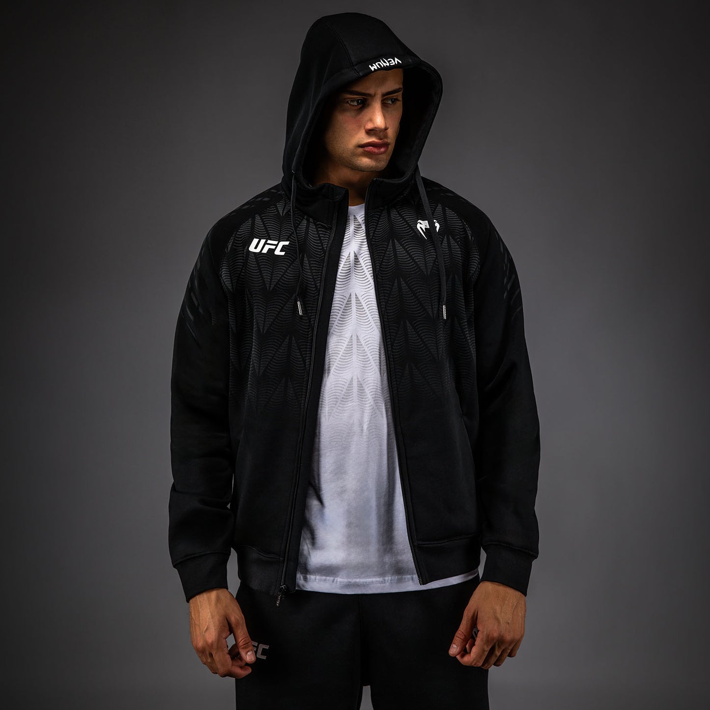 UFC Zenith by Venum Replica ジップパーカー メンズ - ブラック
