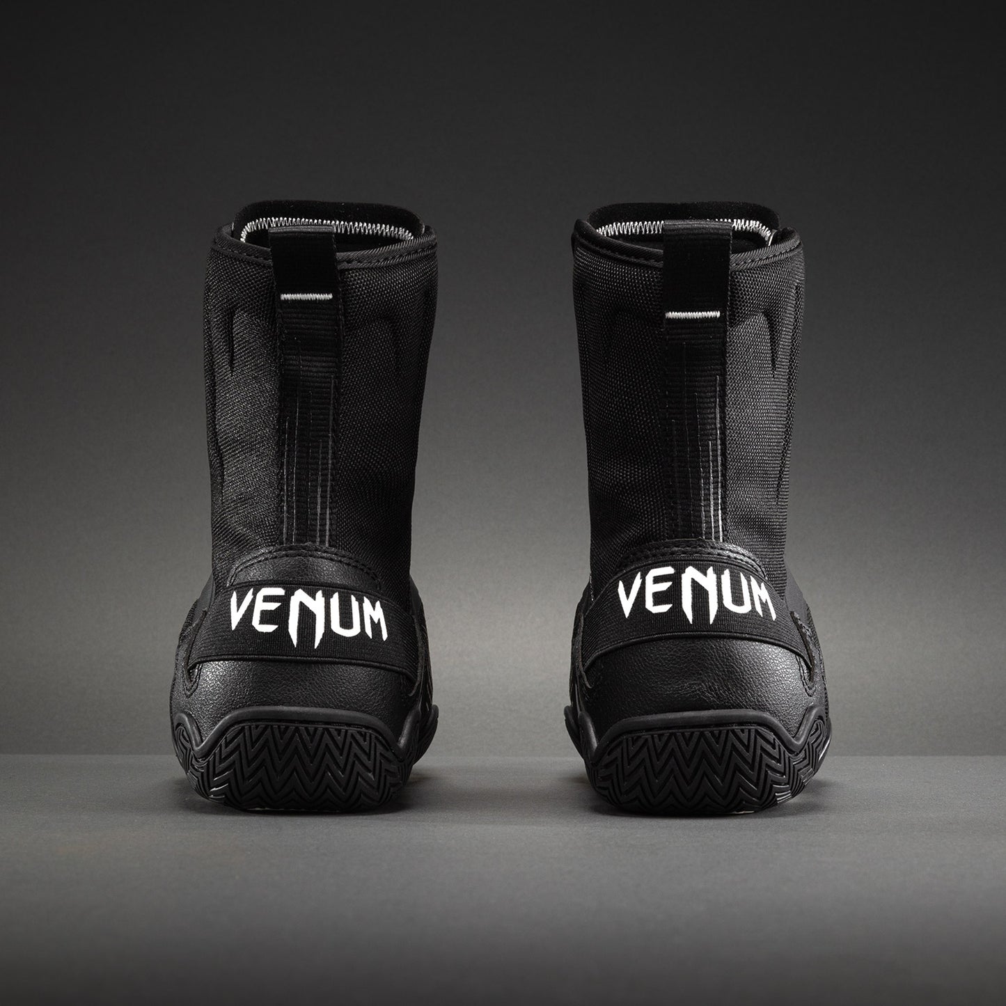 Venum Elite Neo ボクシングシューズ – ブラック/ホワイト