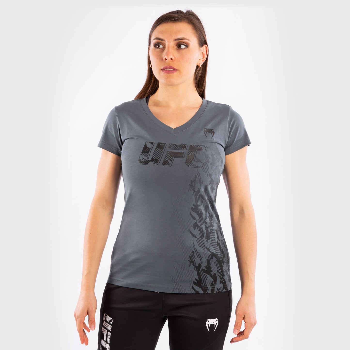 UFC VENUM本格的なファイトウィークウィメンズ半袖Tシャツ - グレー