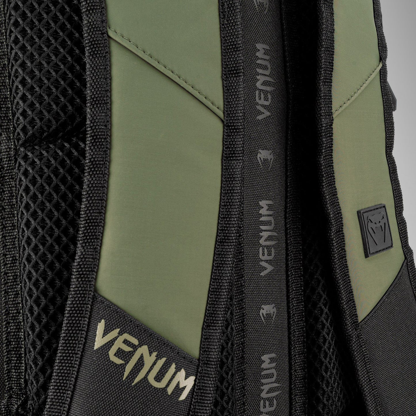 Venum Challenger Xtrem Evo バックパック - カーキ/ブラック