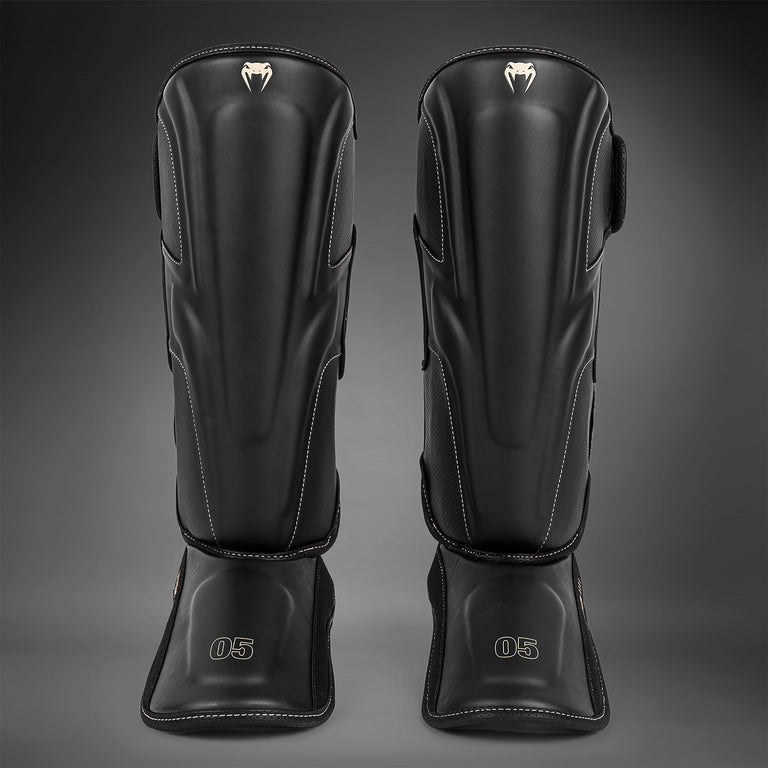 Venum シンガード　ニーガード VENUM／ヴェナム シンガード（レガース） ELITE SHIN GUARDS