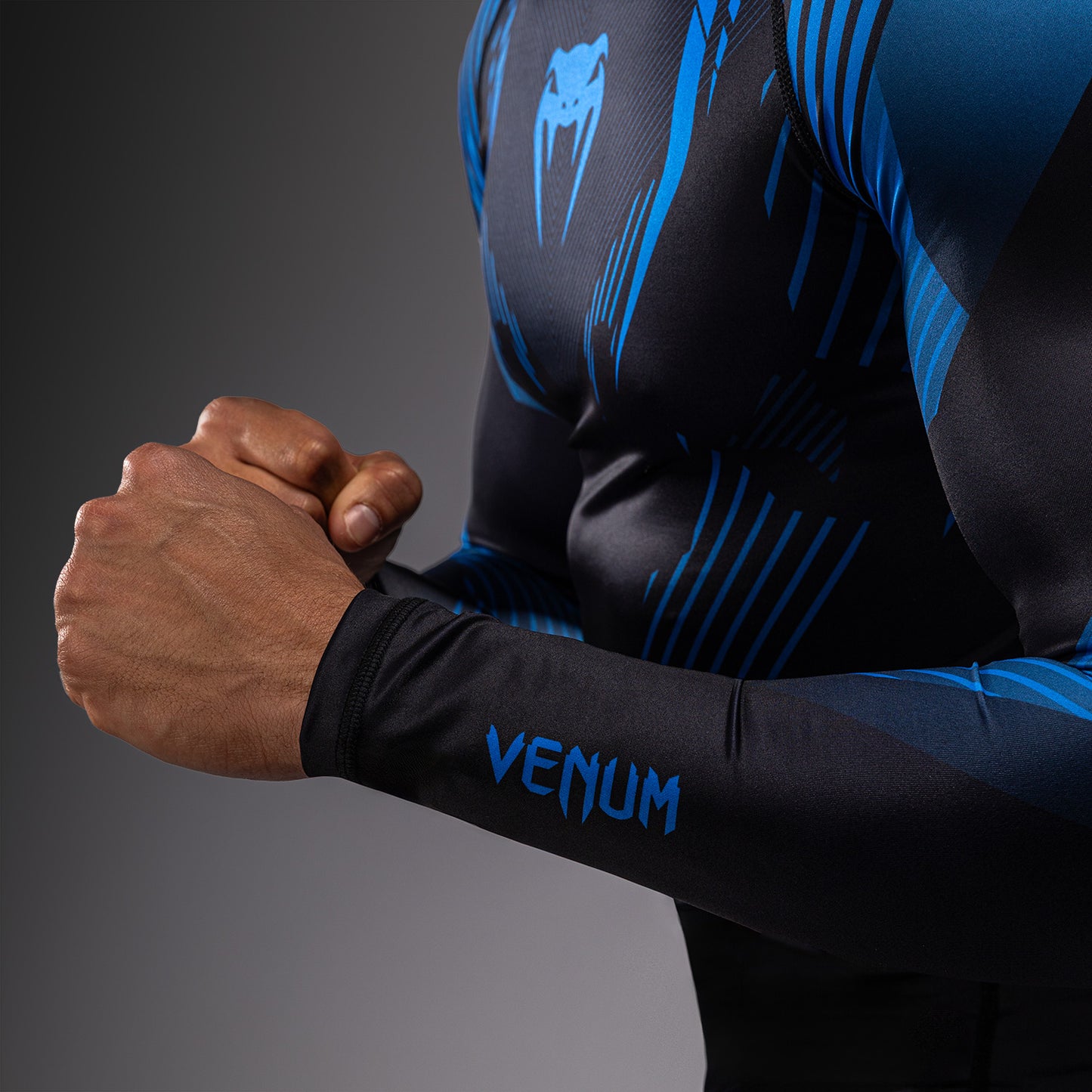 Venum No-Gi 6.0 長袖ラッシュガード ブラック/ブルー