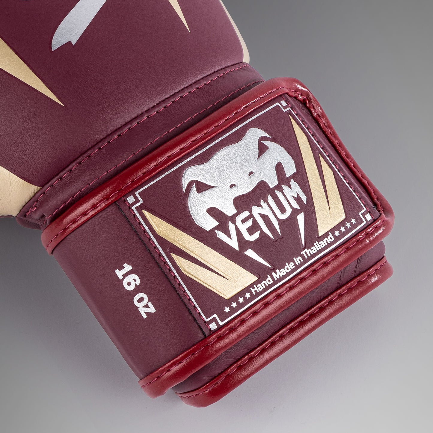 Venum Elite ボクシンググローブ - バーガンディ/ゴールド