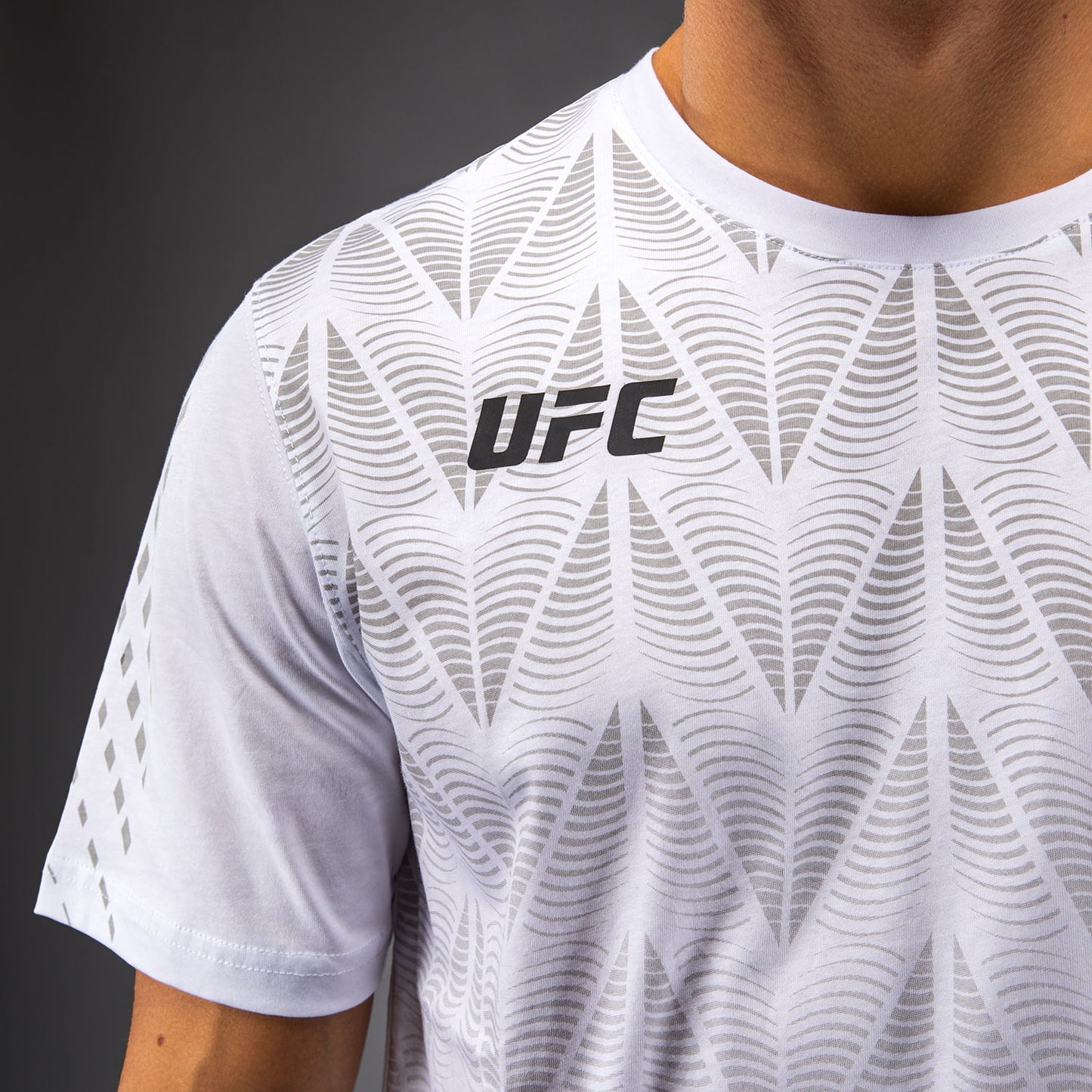 UFC Zenith by Venum Replica Tシャツ メンズ - ホワイト