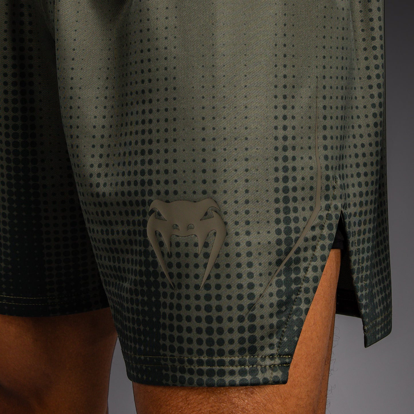 Venum Stealth ボクシングショーツ – カーキ/ダークグリーン