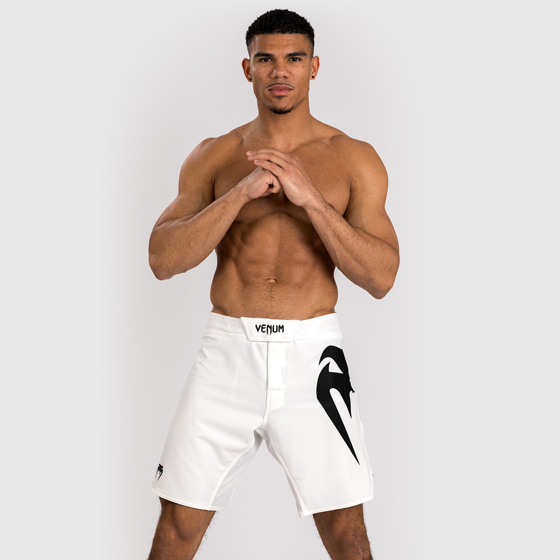 UFC ファイトショーツ新品未使用 Venum 【値下げ不可