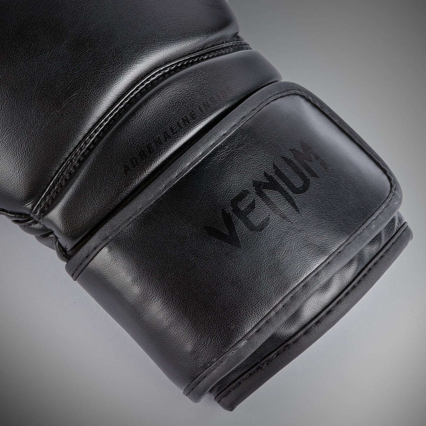 Venum Contender 1.5 キッズ ボクシング グロ ブ - ブラック/ブラック