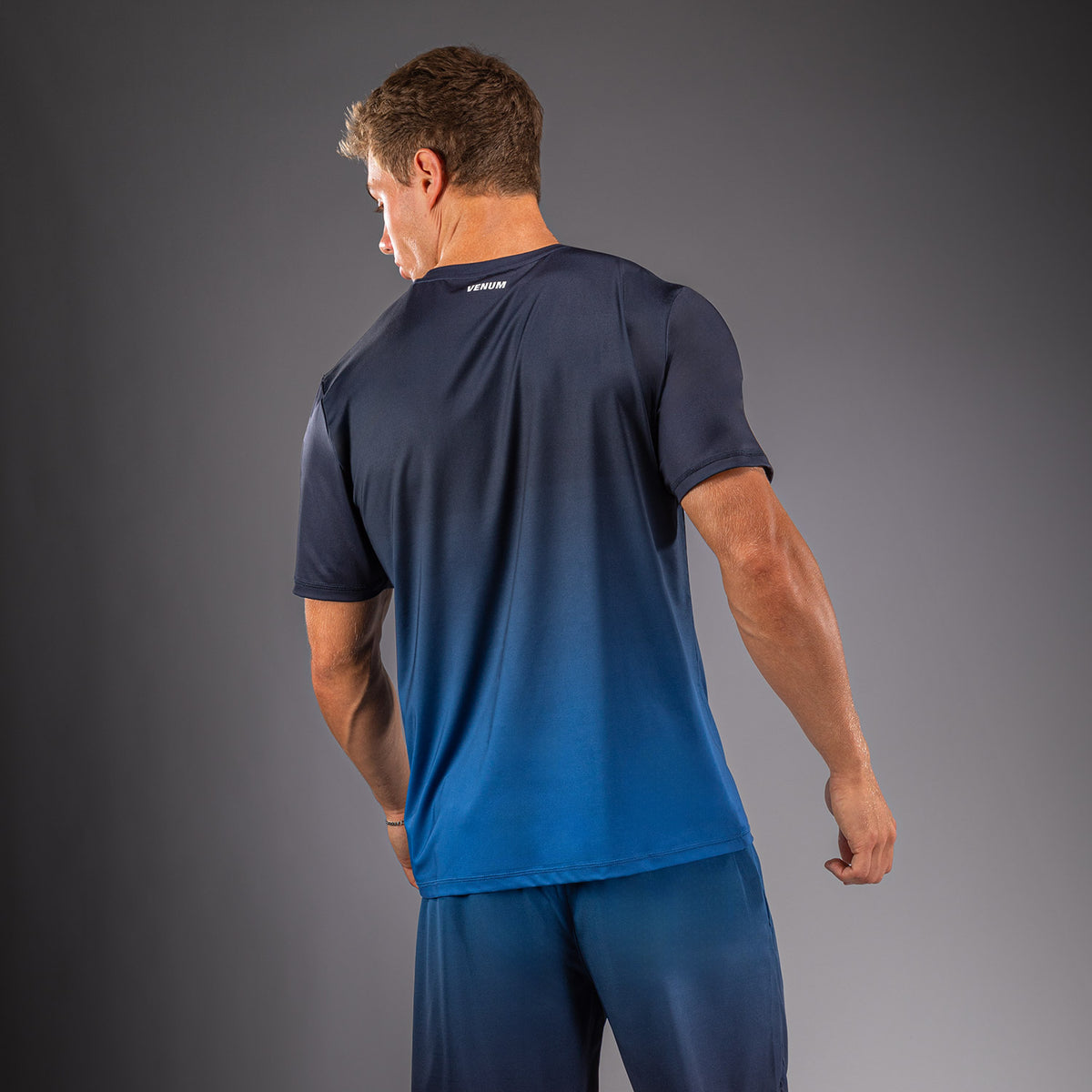 Venum Giant Shift ドライテックTシャツ - ダークネイビー/ブルー