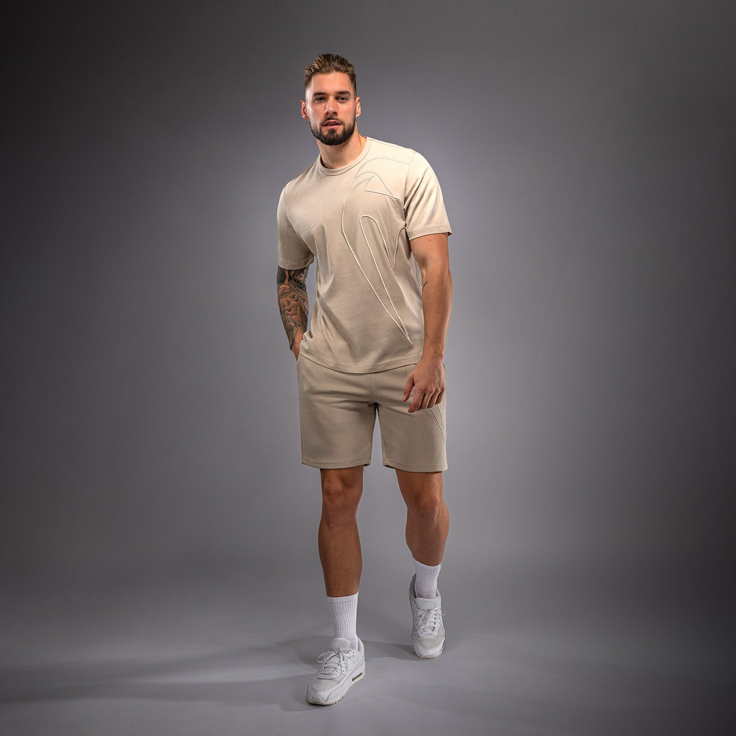 Venum Giant 3D Tシャツ – ライトベージュ