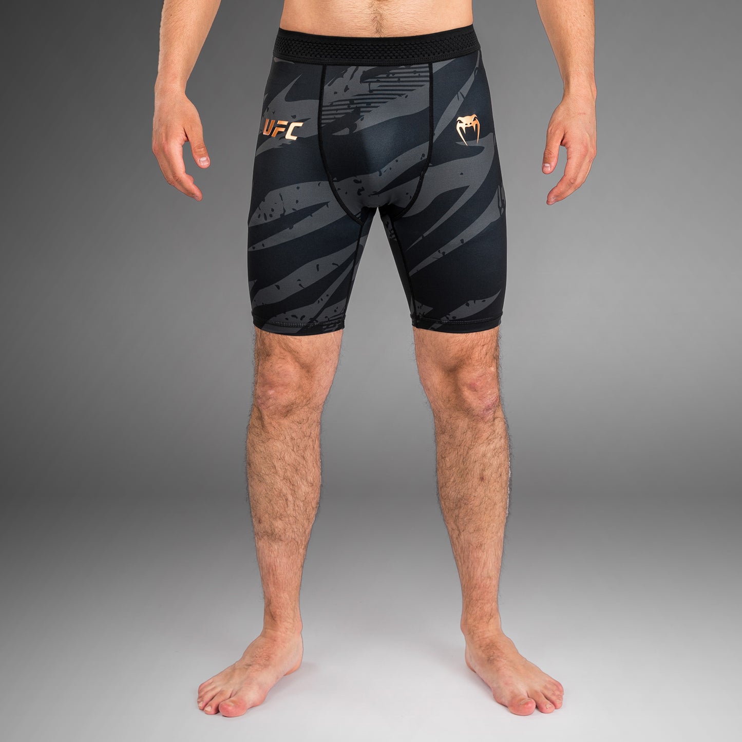 UFC Adrenaline By Venum Fight Week メンズベールチュドショート - Urban Camo
