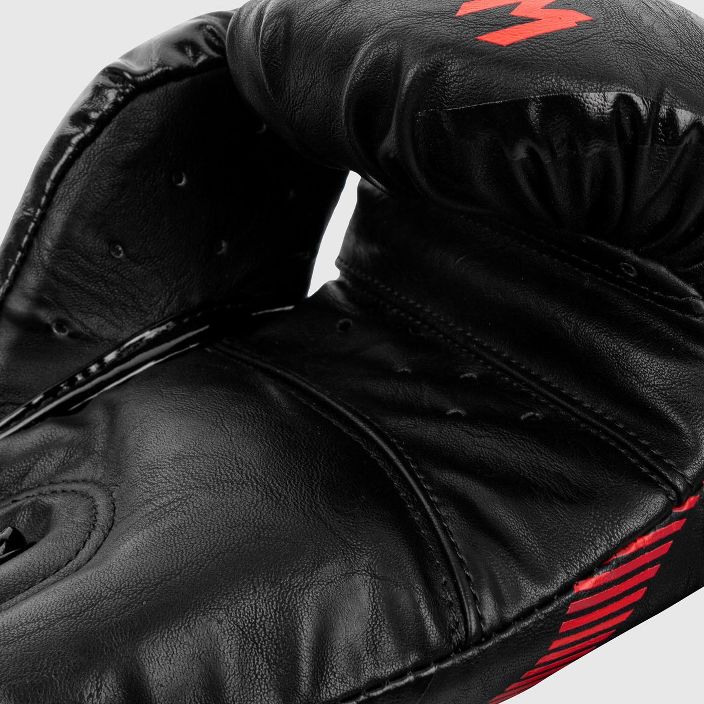 Venum Impact ボクシンググローブ