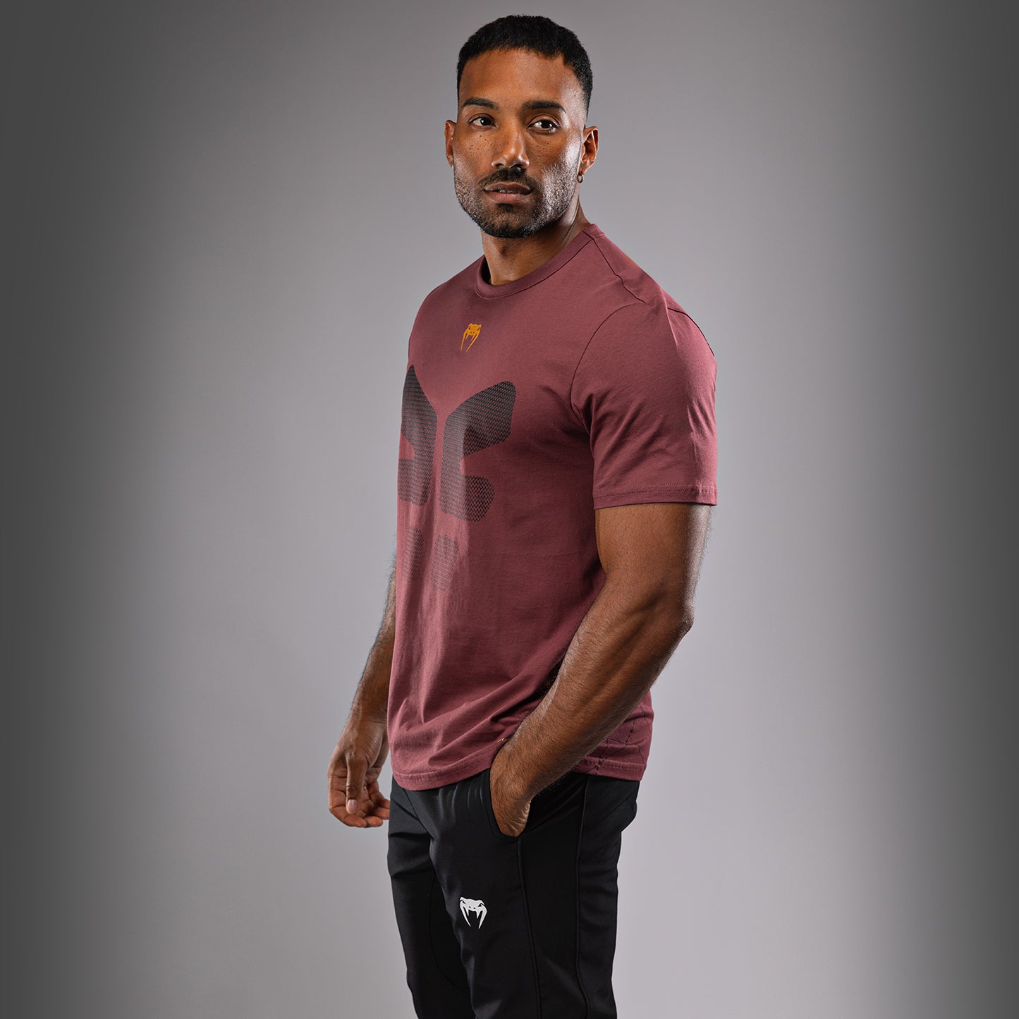 Venum Tactical XT メンズTシャツ - ブラック/バーガンディ/ゴールド