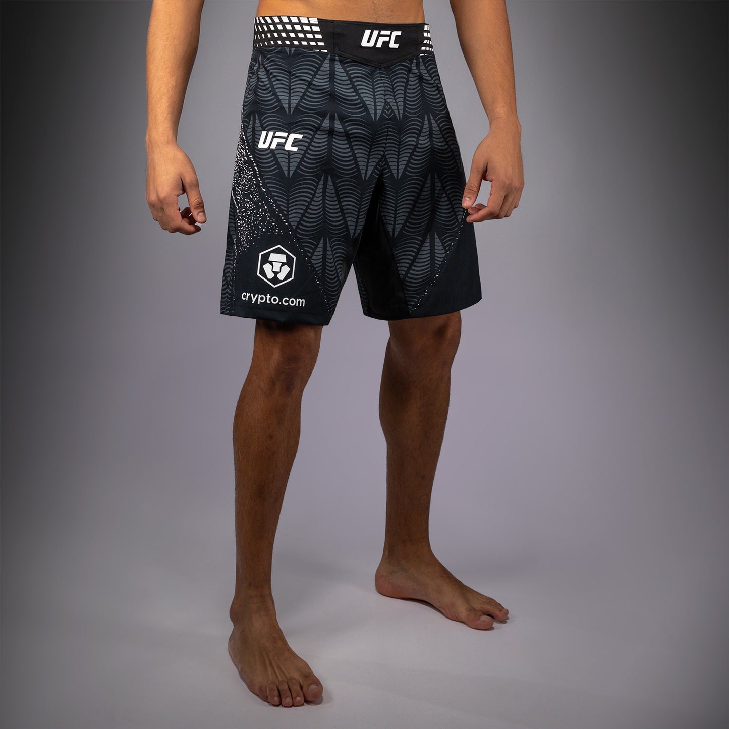 UFC Zenith by Venum Authentic Fight Night ロングフィットファイトショーツ メンズ - ブラック