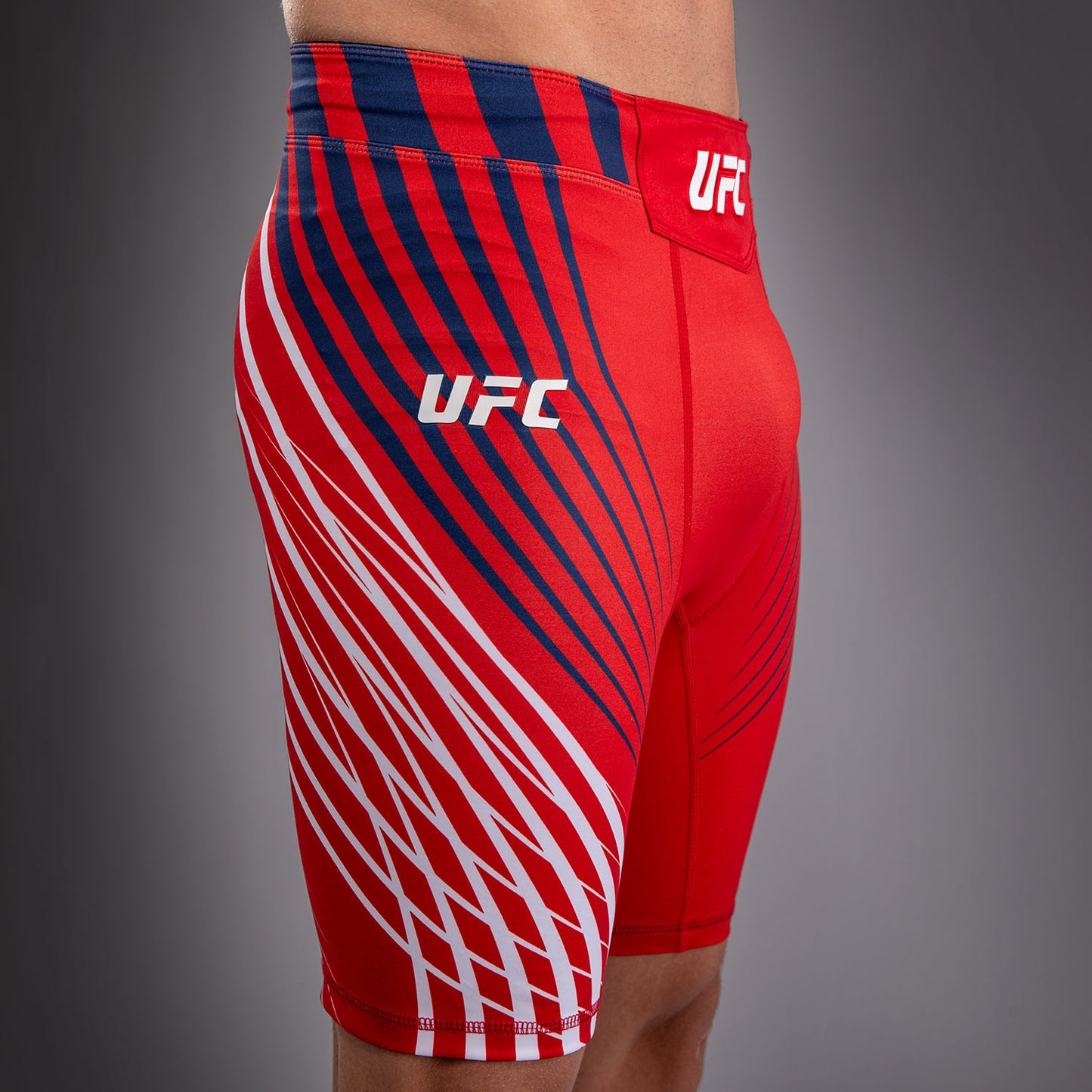 UFC Freedom 250 by Venum メンズ Custom Authentic Fight Night ヴァーリトゥード ショーツ - レッド