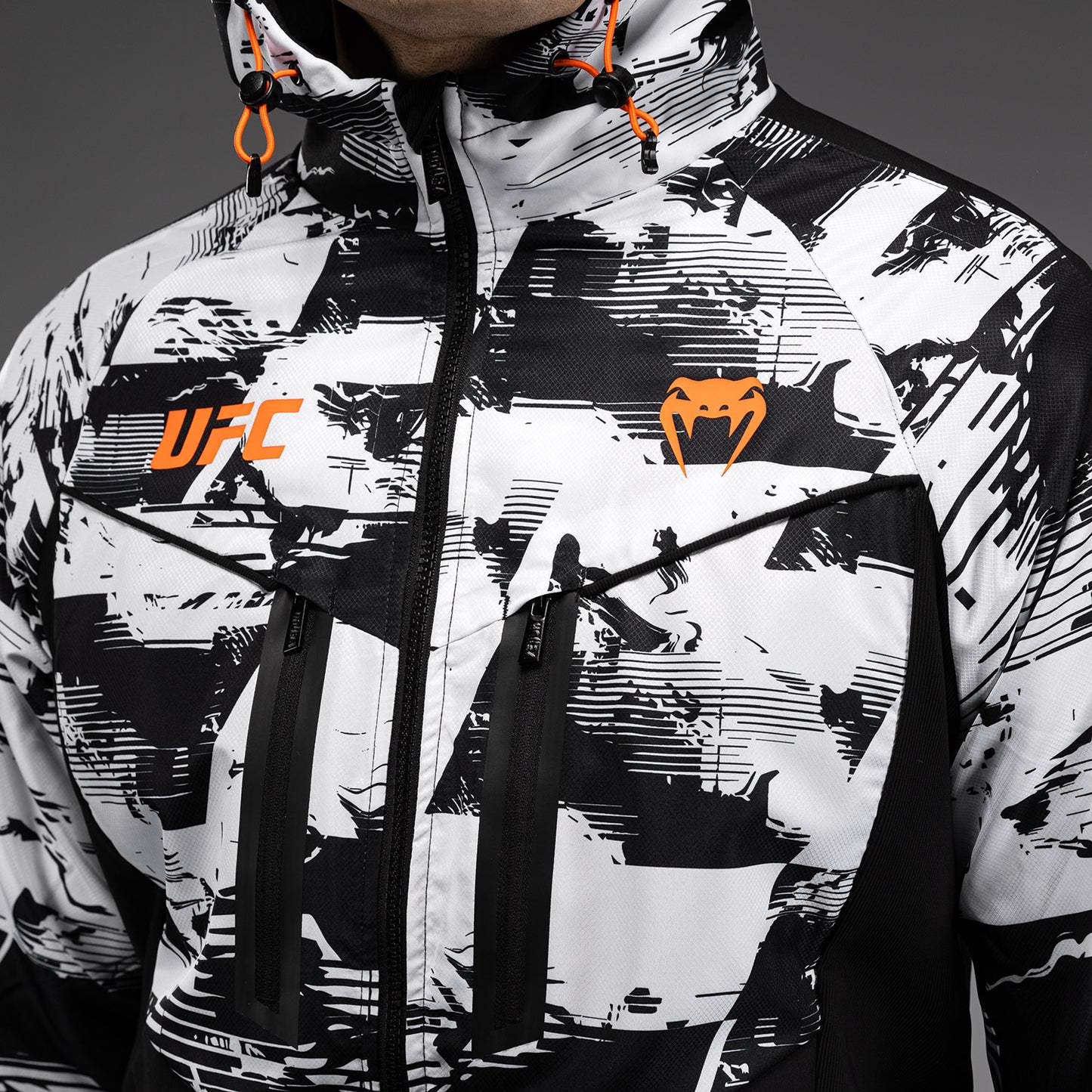 UFC Zenith by Venum Authentic Fight Week ジップパーカー メンズ - ホワイト